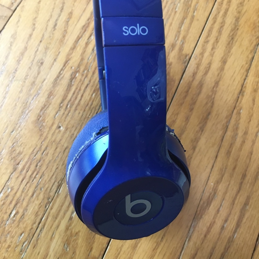 4/$10 - Beats by Dr. Dre Solo Wireless Headphones - Blue - Picture 8 of 15